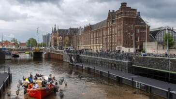 pecanje plastike amsterdam